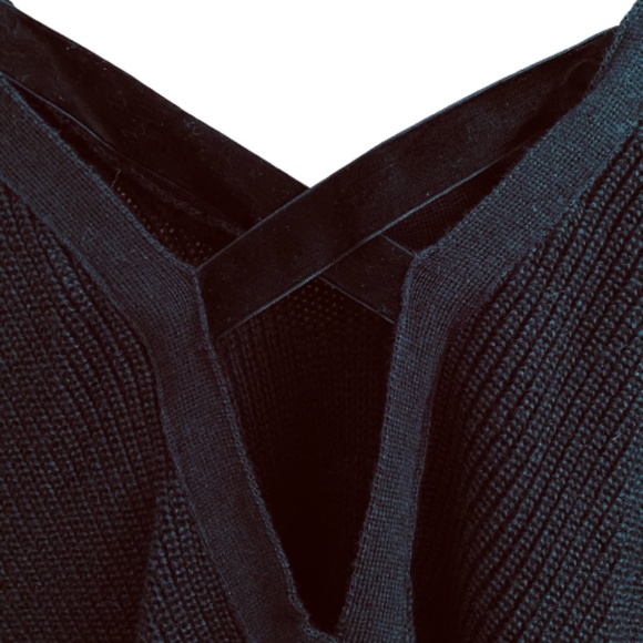 LC LAUREN CONRAD Sweater Wrap Poncho Velvet Crisscross Knit Black One Size - Picture 5 of 8